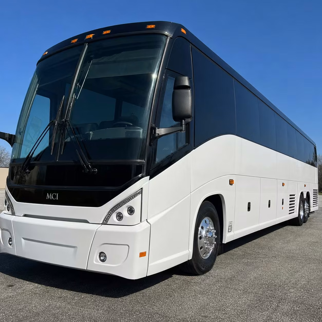 corporate groups and employee teams love suffolk airport shuttle service