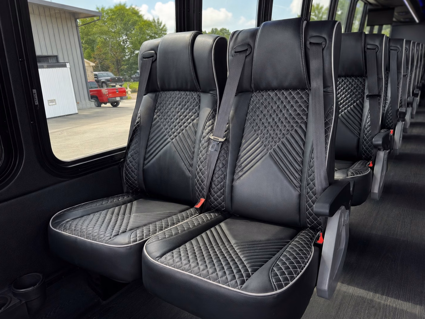 shuttle buses for suffolk wedding venues like bennett s creek and riverfront events