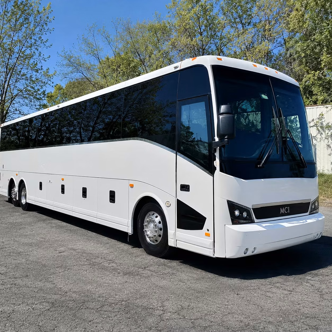 your suffolk corporate retreat and team building transportation handled